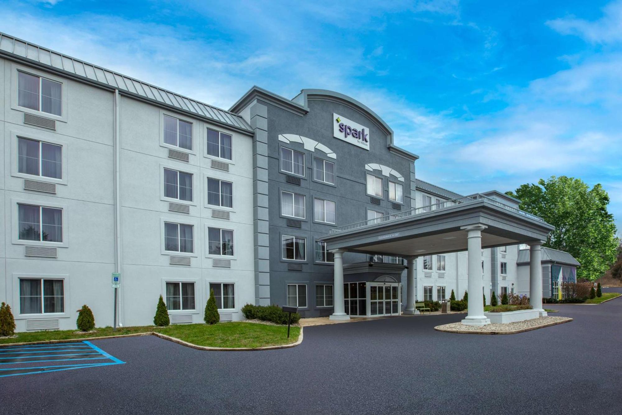 Spark By Hilton Walker Grand Rapids North Exterior foto